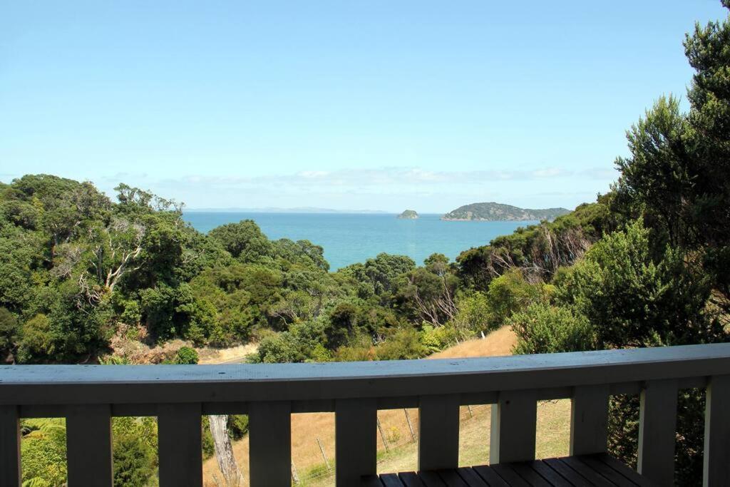 Pohutukawa Coastal Chalets Coromandel Extérieur photo