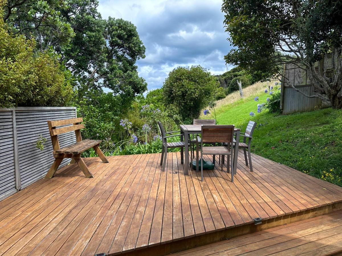 Pohutukawa Coastal Chalets Coromandel Extérieur photo