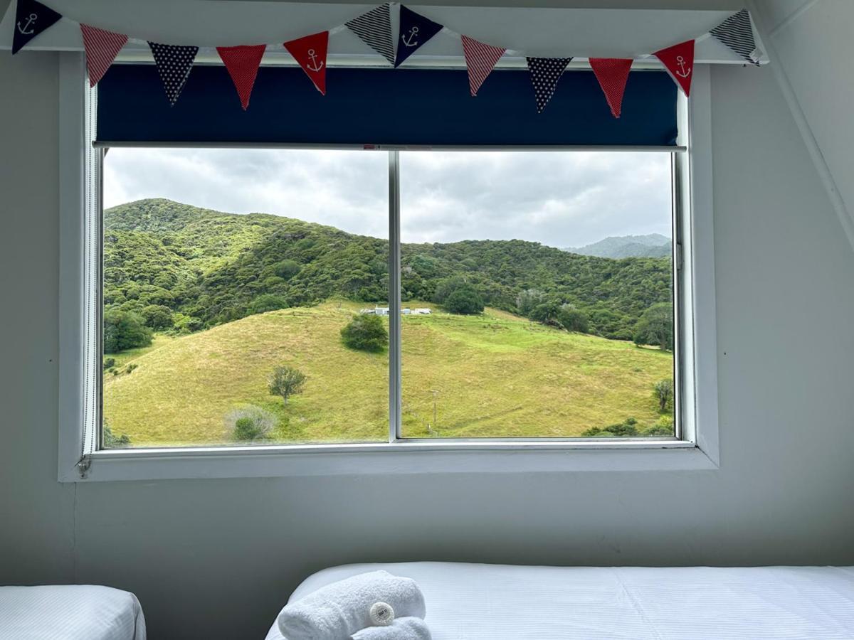 Pohutukawa Coastal Chalets Coromandel Extérieur photo