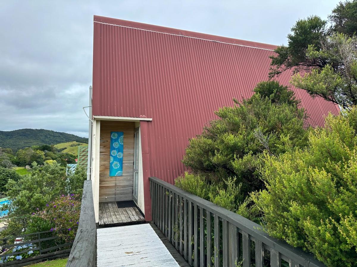 Pohutukawa Coastal Chalets Coromandel Extérieur photo